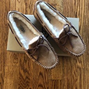 Ugg Women’s Slippers NWT/Box